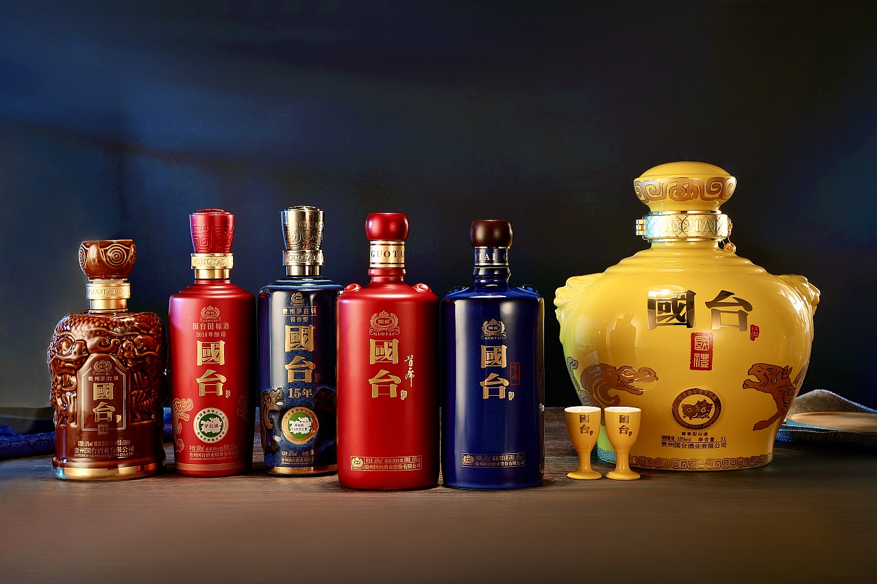 匠心定格，品味醇香 廣州金也攝影公司專業(yè)酒類與飲品拍攝方案